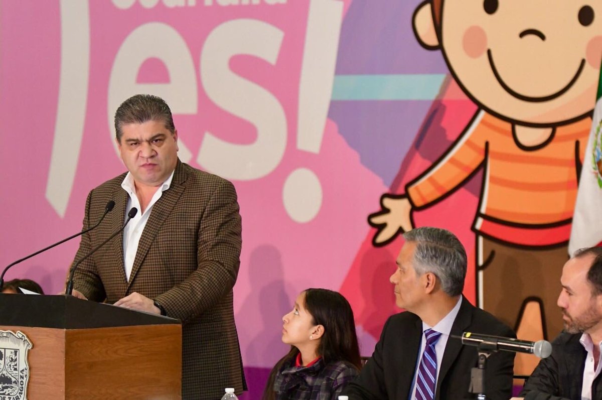 mrikelme's tweet photo. Hoy llevamos a cabo la Sexta Sesión Ordinaria del Consejo para la Garantía de los Derechos Humanos de Niñas y Niños en nuestro estado, con la presencia de @ricardobucio ¡Seguiremos trabajando por la niñez coahuilense! #FuerteCoahuilaEs https://t.co/xpp8141SgB