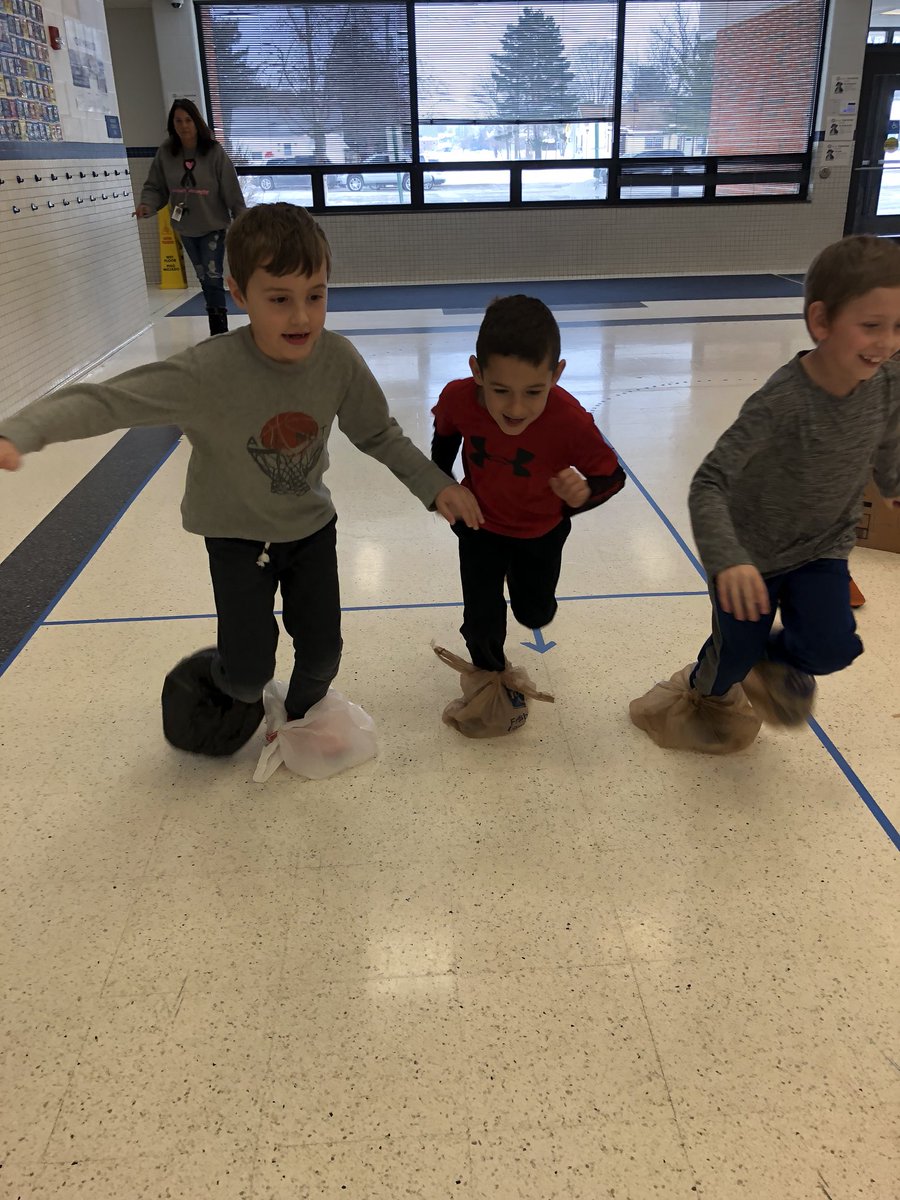 1stBrungard's tweet photo. 1st grade is ready for the #Olympics2018 https://t.co/np7d1mYGgD