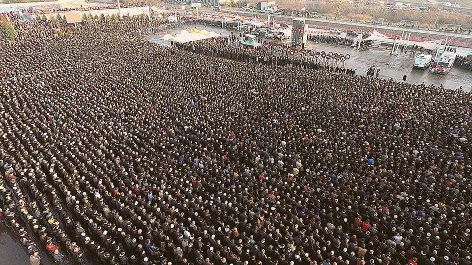 23YANILMAZ's tweet photo. Zeytin Dalı Harekatında Şehit Düşen Piyade Astsubay Ömer Bilal Akpınar'ın Karabük'teki cenaze töreni...
Biz Hep Birlikte Türkiye'yiz..
Ruhu şad, mekanı Cennet olsun.
#SehitlerimizeSelamOlsun #GerekirseHepimizŞehitOluruz https://t.co/zD7iZ5KR8o