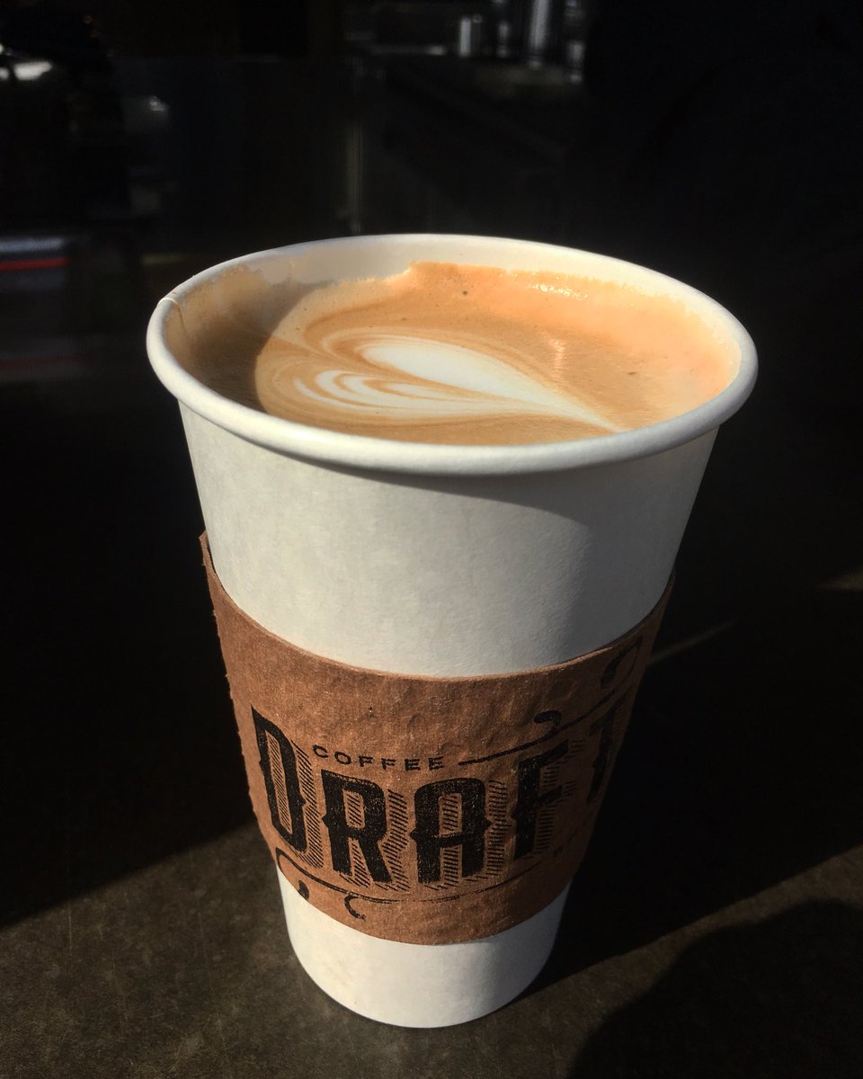 DraftSanDiego's tweet image. Hot coffee &amp;amp; cold beer - #Draft has got you covered when it comes to #BrewsAndViews on the boardwalk! 🍻☕️