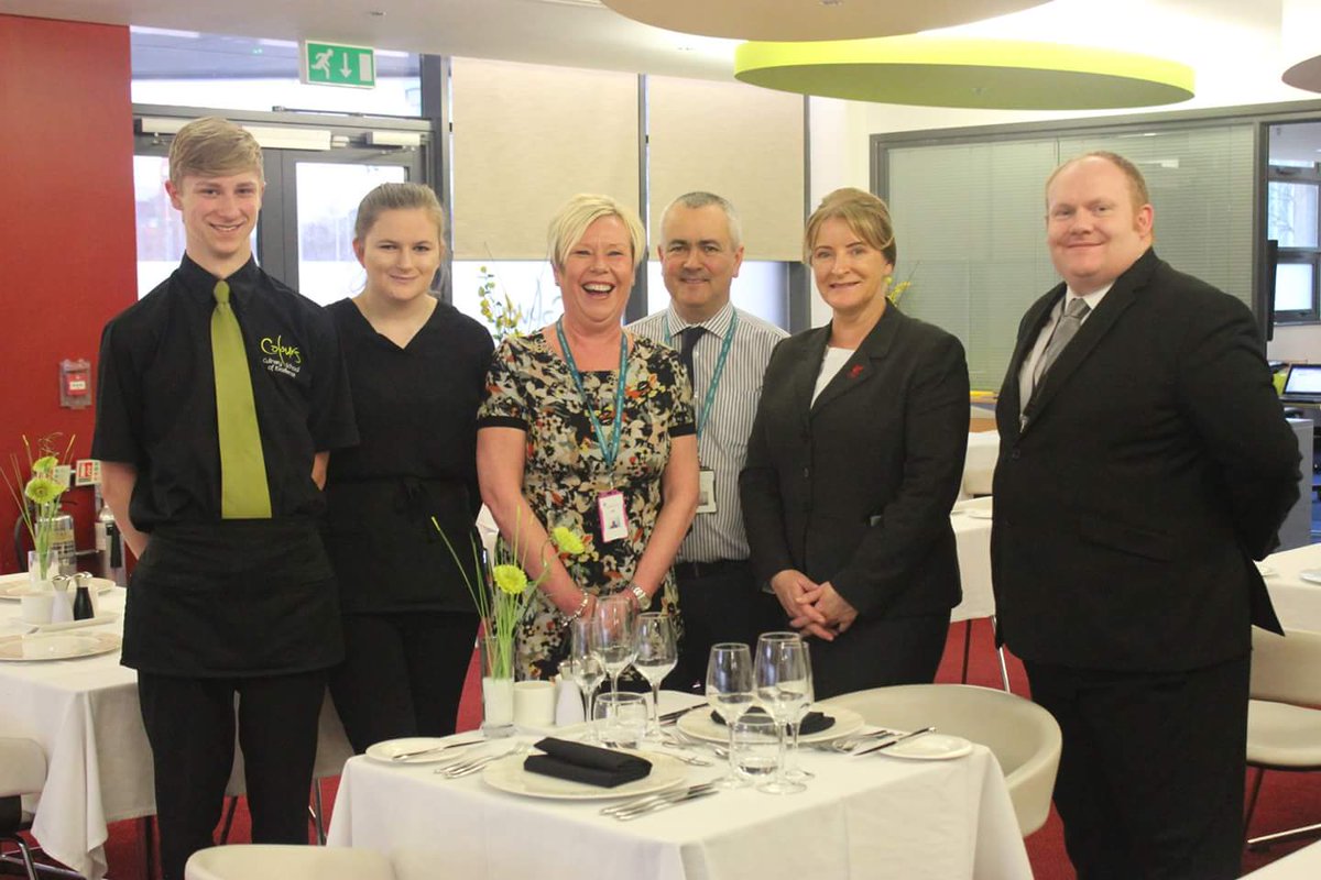 StHelensCollege's tweet photo. 🍽️Our Catering &amp; Hospitality students have been hard at work preparing for a very special #GuestChefDinner at @ColoursFineDine. They're joined by chefs &amp; hospitality staff from @LiverpoolFC &amp; Chef @cookingmad  as part of our #VEWeek celebrations, with a mouth-watering menu🍽️ https://t.co/VxWgxFEZJh