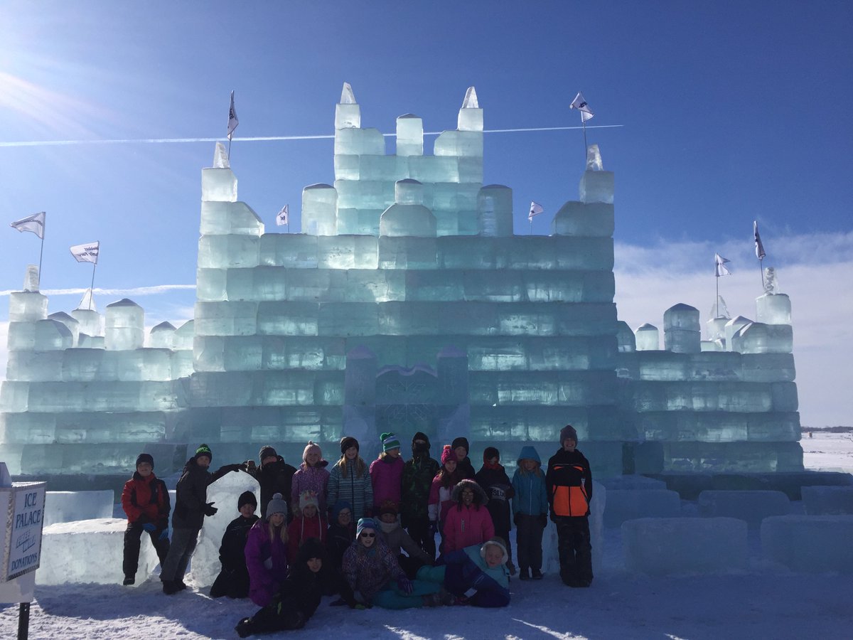 april_sunram's tweet photo. Thank you to all the volunteers that made the ice palace possible! Also thank you to the Becker County Museum for teaching us about the history of the ice harvest! Excited to see it lit up tonight! #DLSchools https://t.co/zzbJfV2yD2