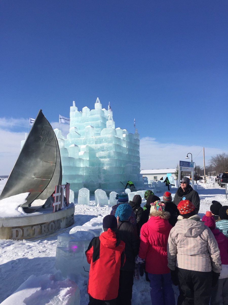 april_sunram's tweet photo. Thank you to all the volunteers that made the ice palace possible! Also thank you to the Becker County Museum for teaching us about the history of the ice harvest! Excited to see it lit up tonight! #DLSchools https://t.co/zzbJfV2yD2