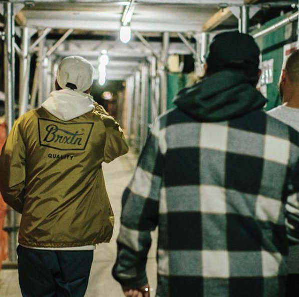 BrixtonChile's tweet photo. Street wear! #BrixtonCrew https://t.co/nO0nLdr9SD
