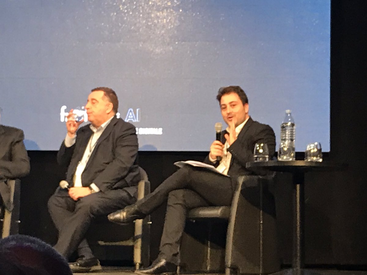 esiegler's tweet photo. "Être #IAFirst c'est intégré une dose d'#IA dans tous nos produits" #AINight18 https://t.co/hvKyH0zxe7