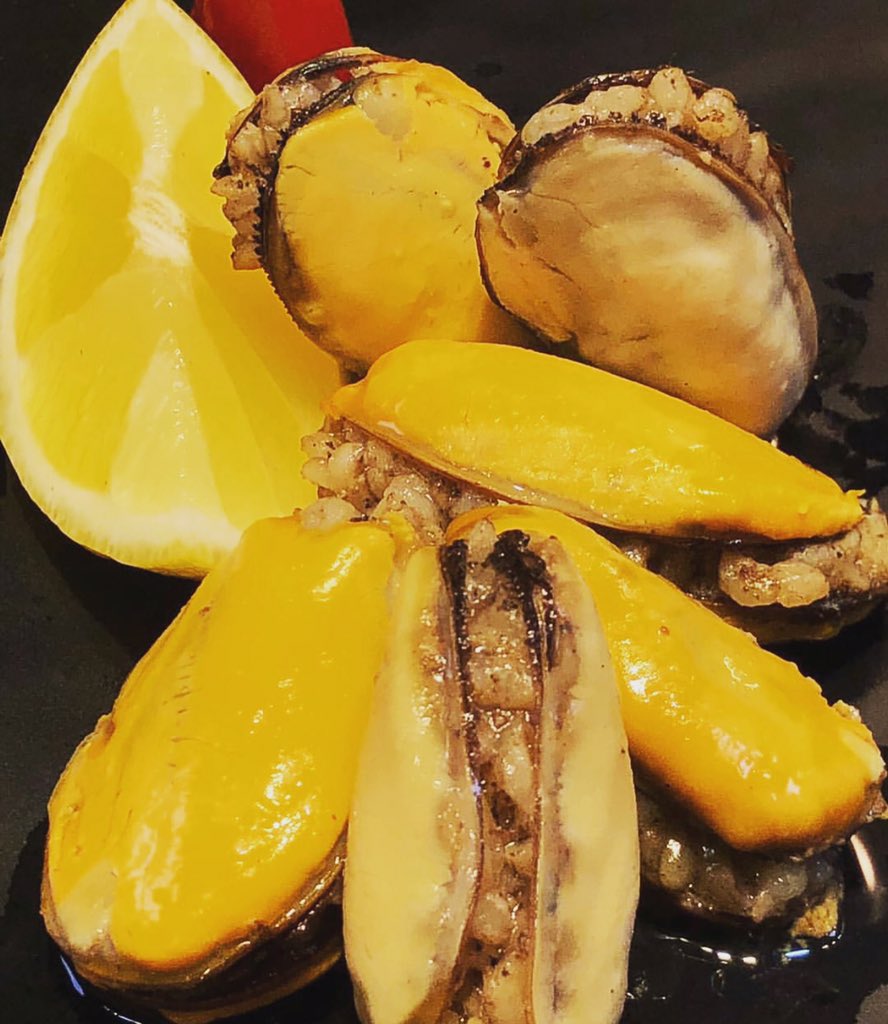 Bol limonu sıkıp çerez niyetine mmm nefis 😋😋 @midyeci_ahmet