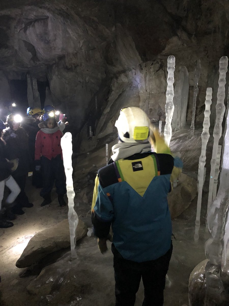 highview8s's tweet photo. Perfect conditions for caving and snowshoeing...awesome! @Highview_Hawks https://t.co/dvjgNlVymc