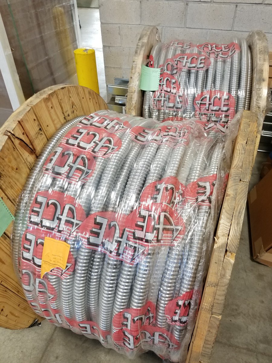 acewirecable's tweet photo. As if our #reels & #parallels couldn't get any prettier, then comes along our fancy new #AceWire shrink wrap! A reel of 4/0-4c MC never looked so good! ..... #buildingwire #allpurposemc #thhn #copper #electric #electrical #warehouse #armoredcable #xhhw #xlp https://t.co/2wHqGCVm2i