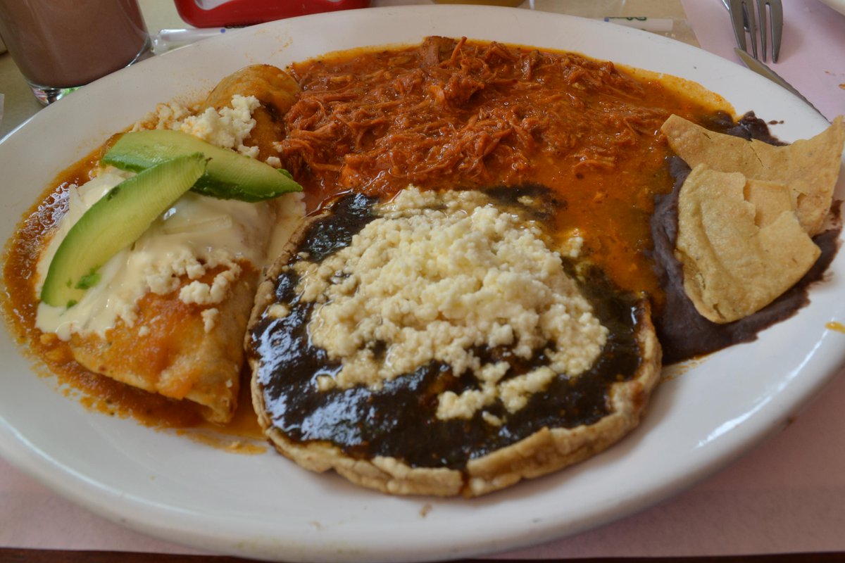 Almozero's tweet photo. Ven a descubrir nuestros increíbles almuerzos mexicanos #Puebla #Querétaro https://t.co/FzJw4JhV4x