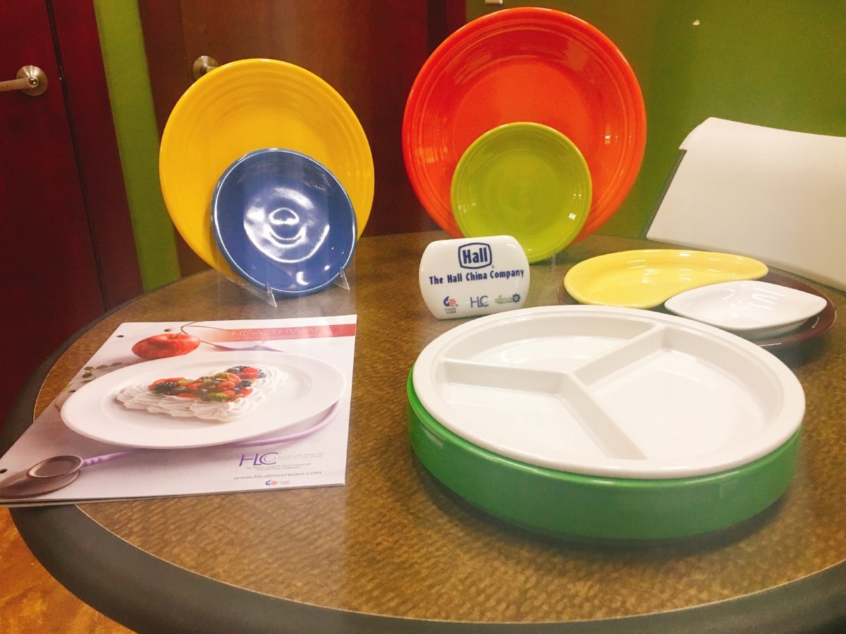 Pro_Pacific's tweet photo. Healthware by Homer Laughlin - Foodservice display in our Kirkland Culinary Kitchen! #HLCdinnerware #ProPacific #healthcare #kirkland https://t.co/8lVDY8mAMR
