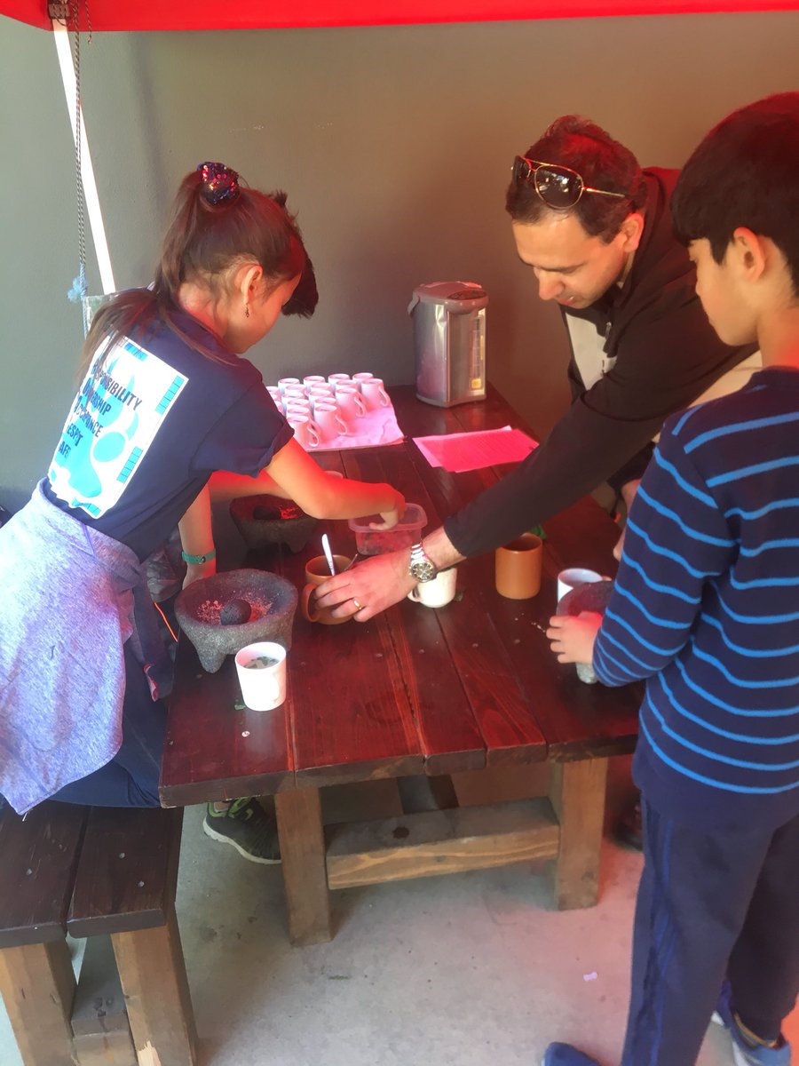 MsHarmonB7's tweet photo. Learning about early life in CA on our field trip to the Peralta Adobe. #guadROARS #Usdlearns https://t.co/UeZYuAyHJa