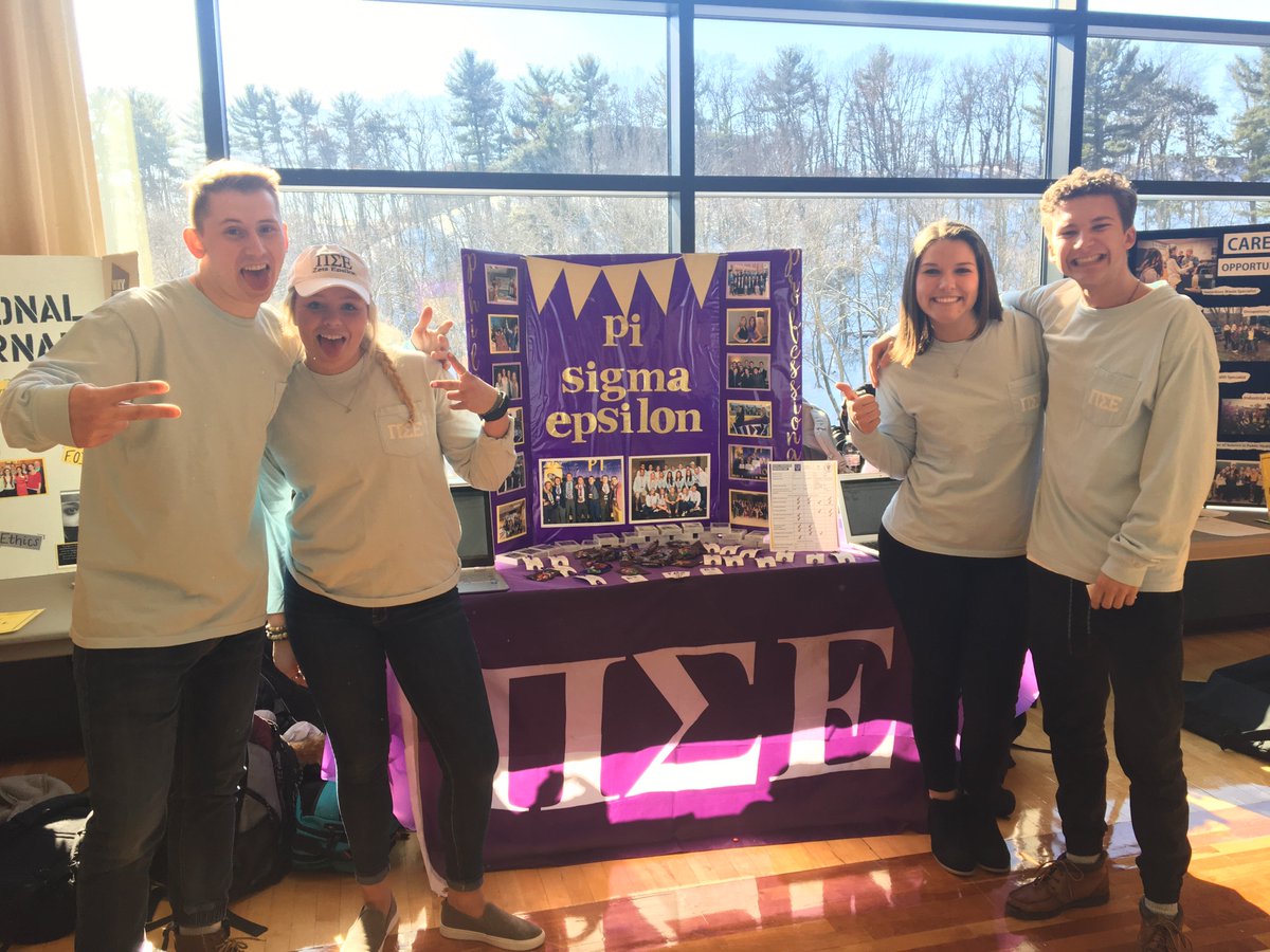 BOB was a blast yesterday! Thank you to everyone who came out and visited with our COB student orgs <a href="/AMAEauClaire/">AMA Eau Claire</a> <a href="/PSEUWEC/">PSE UWEC</a>