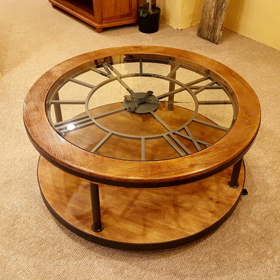 How cool is this coffee table! #CarpeDiem