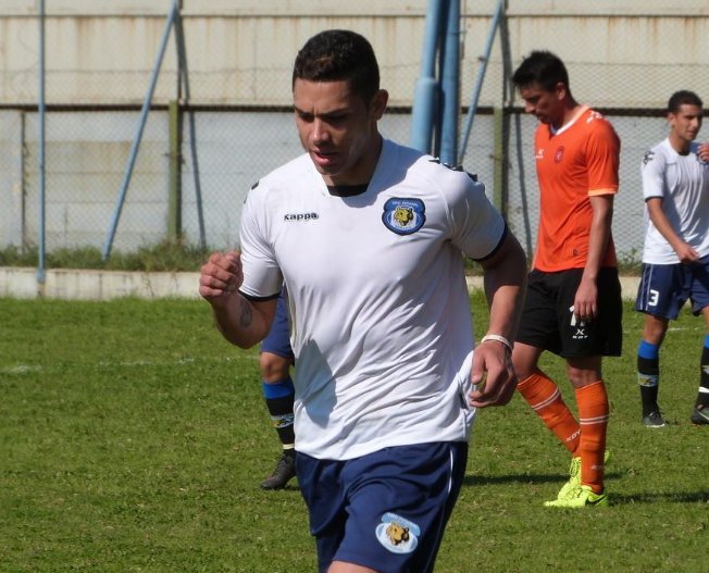 nicodomenella's tweet photo. Brian Aguirre de último paso por @TiroFederalRos muy cerca de ser refuerzo de @clubbenhur El delantero confirmó a @CastellanosOK @ladiaria las conversaciones y en estos días viajará a Rafaela. En princ para la Liga y #FedB Foto: @Javier_FCE https://t.co/GeXFDWEChc