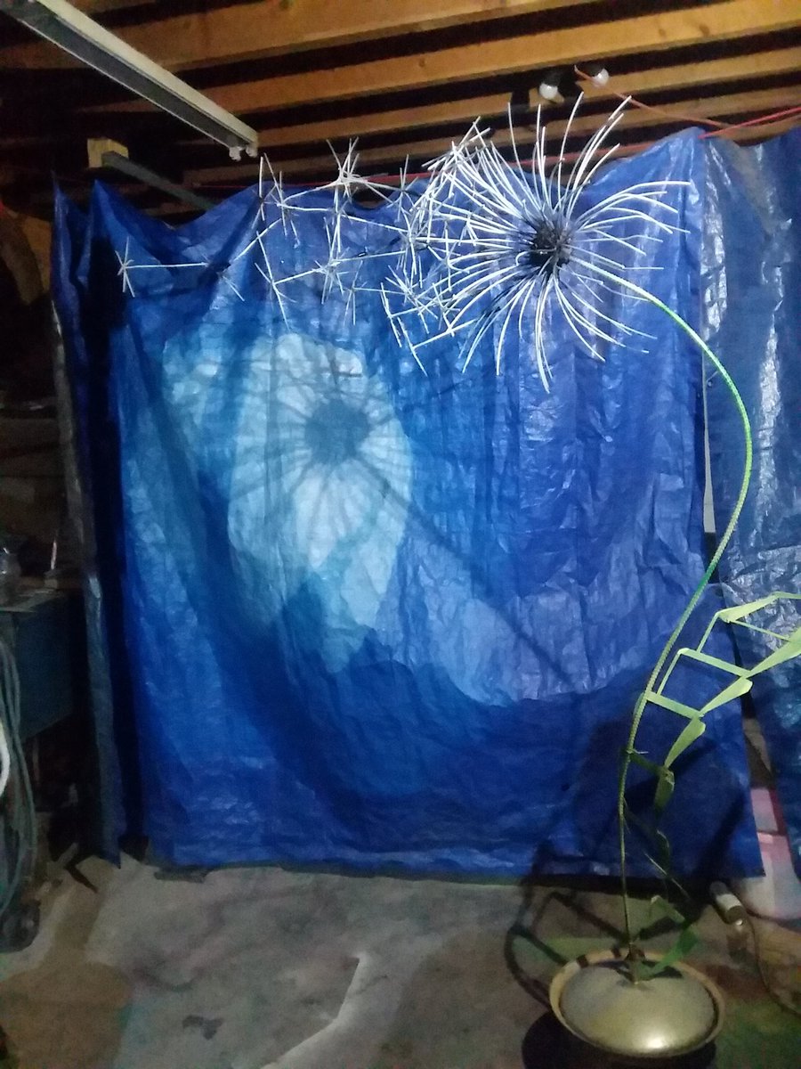 keith55082's tweet photo. 8.5ft. Tall #Dandelion #flower almost #finished #WIP #hansmade using all #scrapmetal #UpcycledHour #gardening #gardenchat #landscapephotography #RTPLZ #ShareTheLove #art #artwork #junk #WEEDS #lawncare #keithbooth #southdakota #SiouxFalls #Sundance #Sturgis #beautiful #myart https://t.co/eXZiLfD2BJ