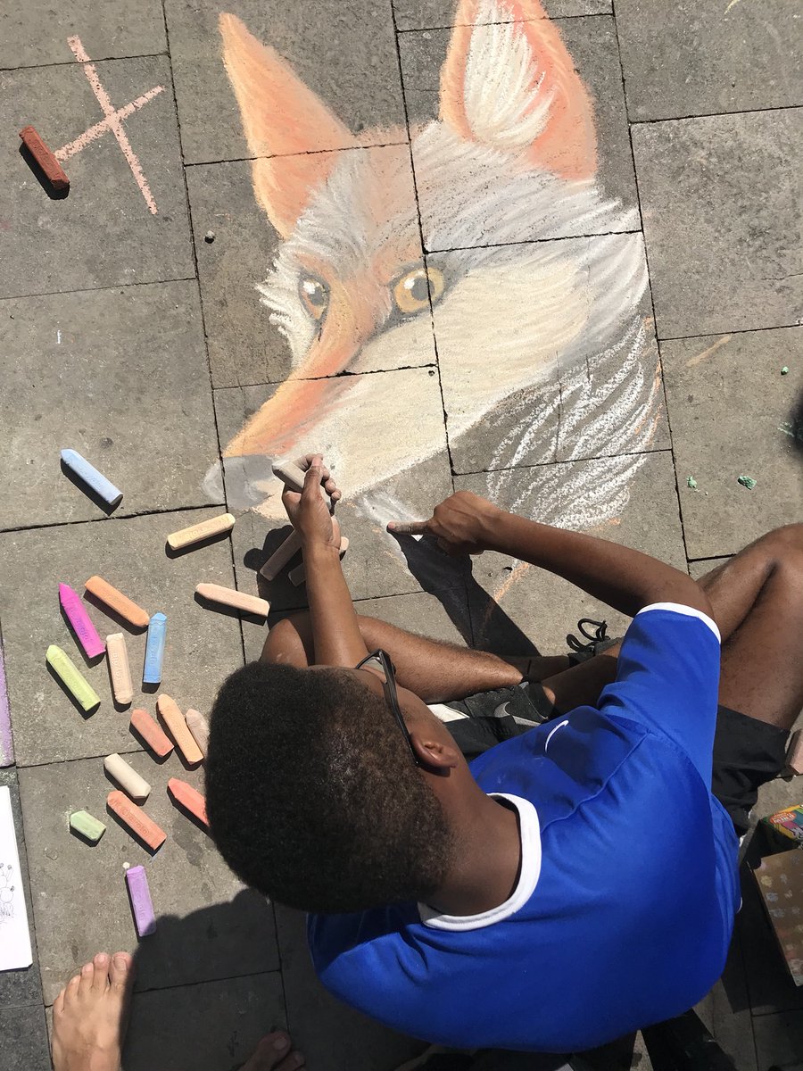 CuttleB0ne's tweet image. The first time someone spoke a slur to me I was 6. I spent a lot of my childhood wishing I was different, but I’ve since settled into who I am and who I’ve become. I’m a lot happier now and proud to be me :)
#BlackMenSmiling #BlackHistoryMonth #FurryBlackHistoryMonth