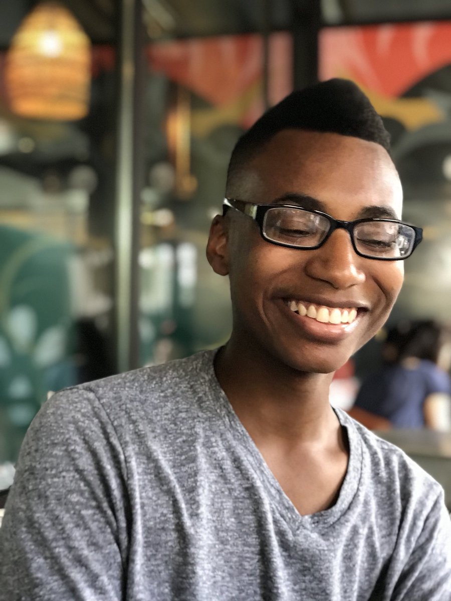 CuttleB0ne's tweet image. The first time someone spoke a slur to me I was 6. I spent a lot of my childhood wishing I was different, but I’ve since settled into who I am and who I’ve become. I’m a lot happier now and proud to be me :)
#BlackMenSmiling #BlackHistoryMonth #FurryBlackHistoryMonth