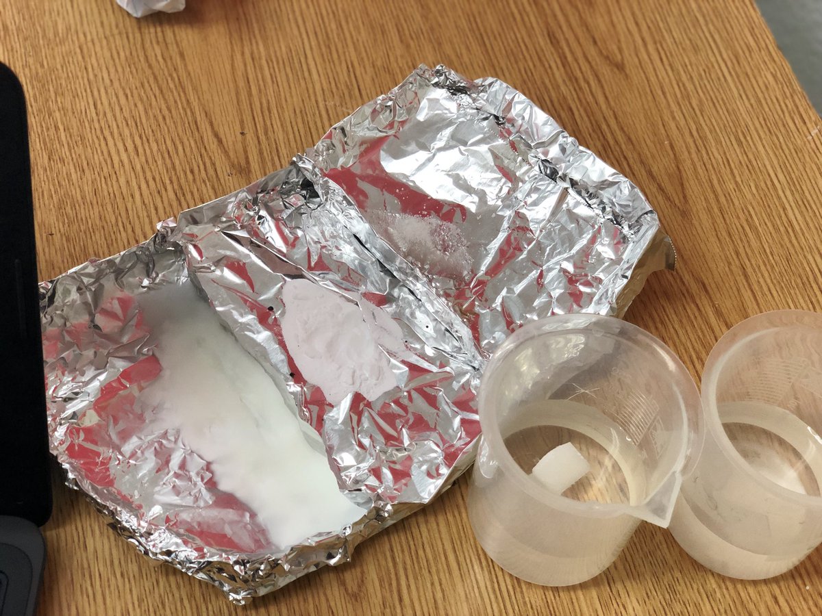 BUHSITC's tweet photo. Studying chemical bonds. Melting points, solubility, &amp; conductivity. https://t.co/Y7UaVE1OOY