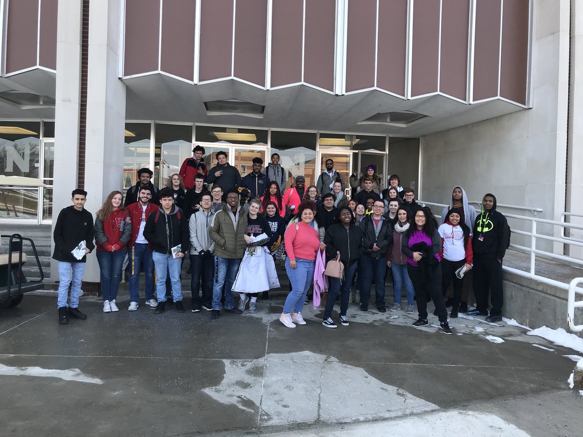 WCHSadviser's tweet photo. William Chrisman &amp; Van Horn students visiting @NWMOSTATE @Apply_NW today! Thanks so much we had a blast 🤗 https://t.co/gVbyF6XrwC