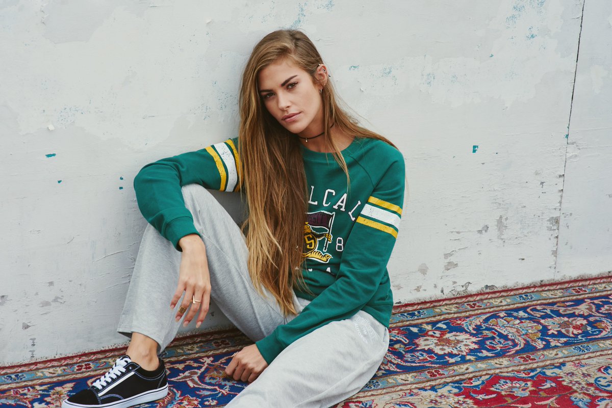 SoulCalFashion's tweet photo. Blogger Favourite | Shop the Tiger Sweatshirt now > https://t.co/33k5pFDQPq https://t.co/ByLuBfG5l5