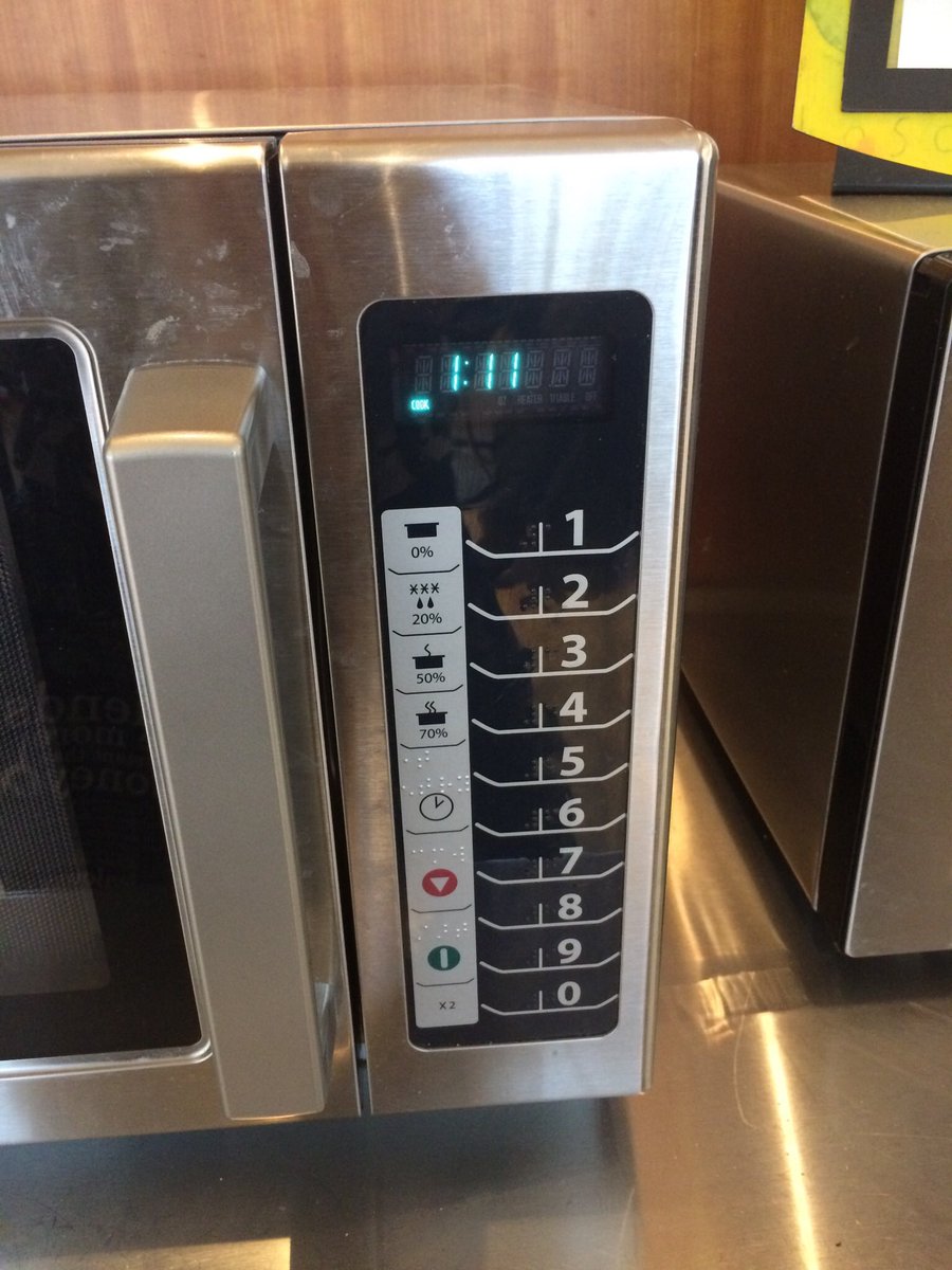 redingra's tweet photo. Interesting microwave design, absolutely no way to tell how much time you’re about to nuke your food for! 6 = 1:30?? @ProfBouwmeester #bme1802 https://t.co/X8FBslA6v5