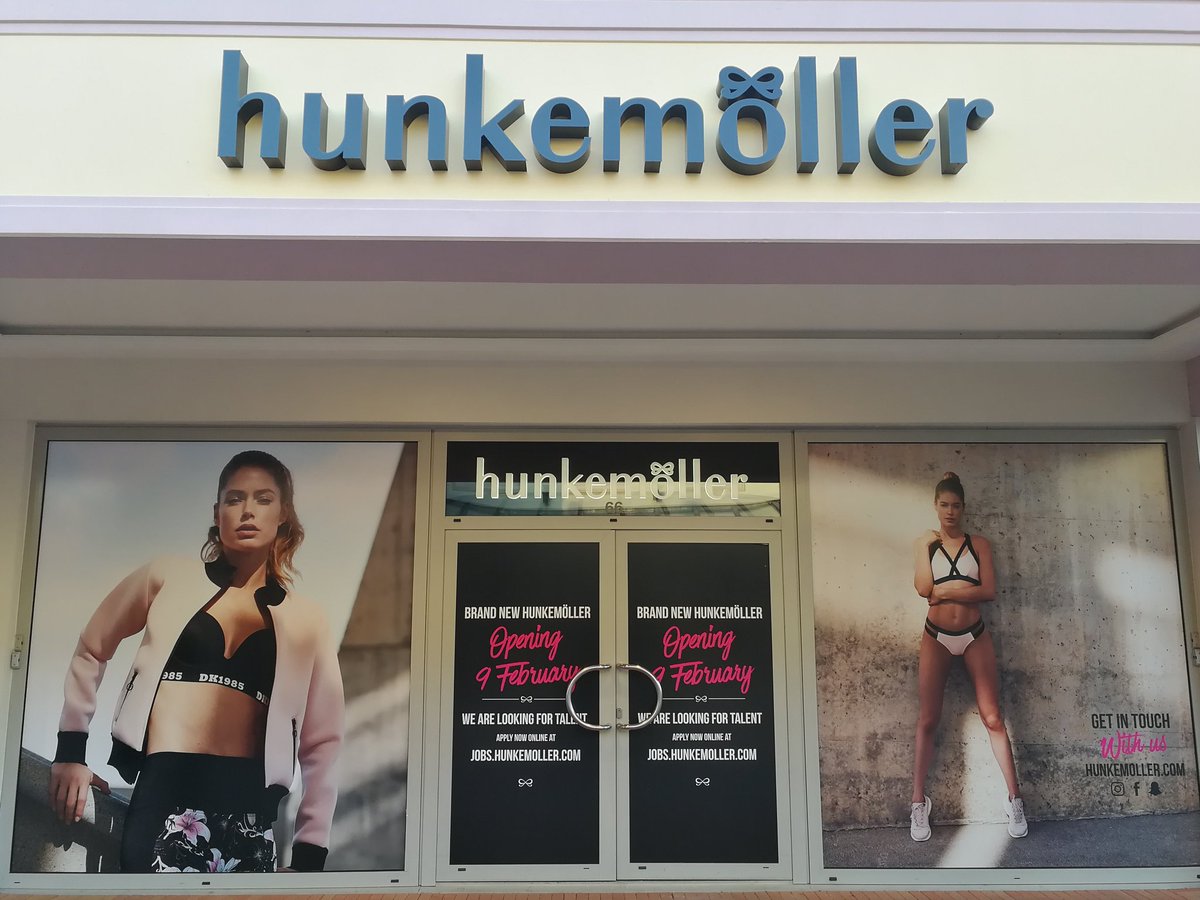 Going out with a bang! My last store opening at Hunkemöller. 🎀 Good luck ladies and enjoy your new store!! X