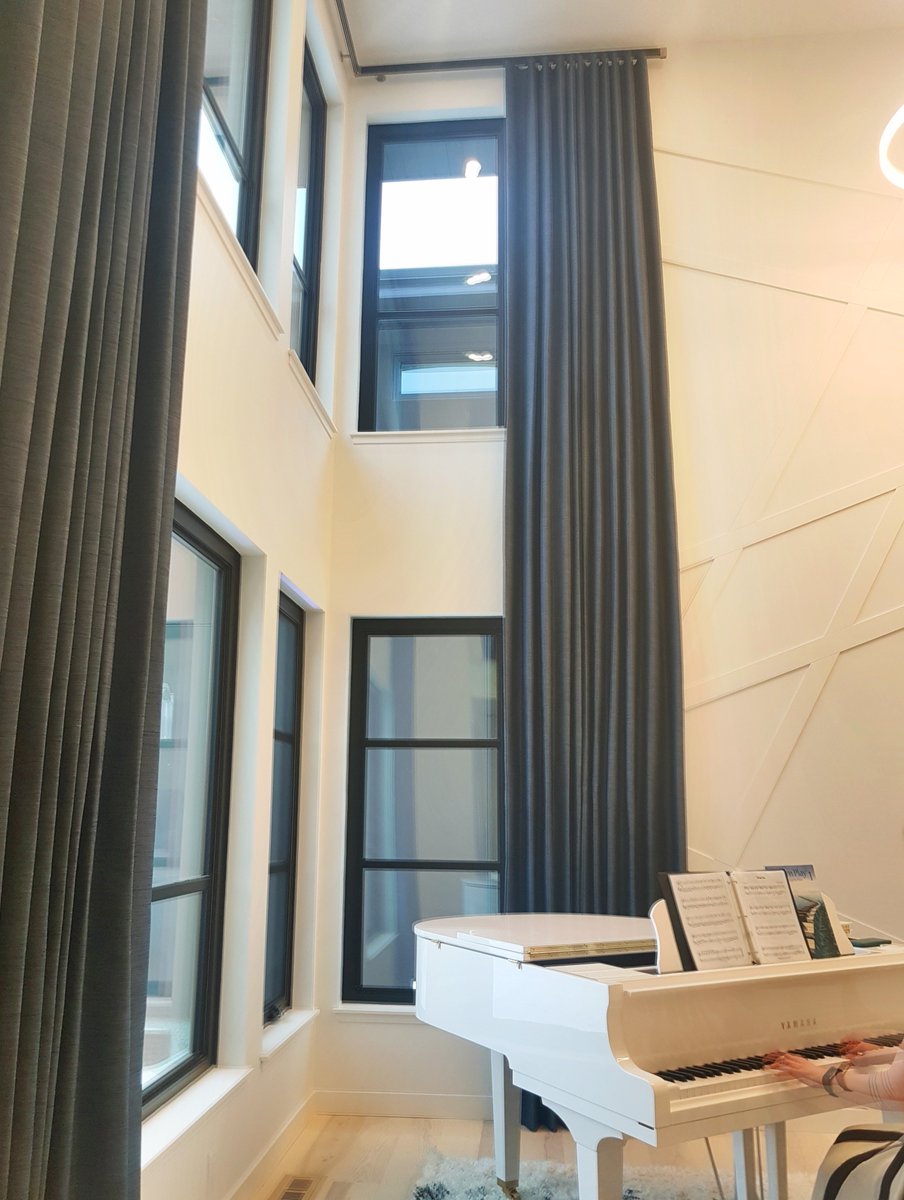BlindMagicEdm's tweet photo. What an honour to work with @AvertonHomes on this @FHLottery home. Those draperies though... https://t.co/0DenhTMbkh