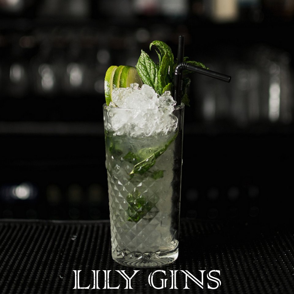 Mojito - a classic cocktail for a reason! We will never get bored of its taste. When made properly, with love and close attention, could it be the best cocktail there is? We want to know yours... go! #lilyginsloves #mojitos #cheltenham #cocktailbar