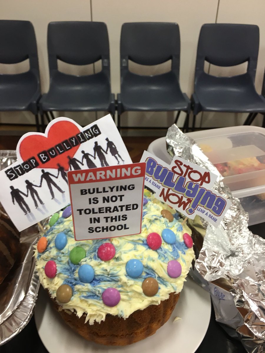 Great effort by all the staff and pupils today. Baking ‘anti-bullying cakes’ and selling them for charity <a href="/UnityBlackpool/">Unity Academy</a> #kindness #IUWS