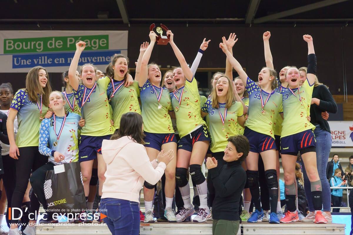 JJanod's tweet photo. tellement fière d’elles❤️ https://t.co/ifO3tbCeyt