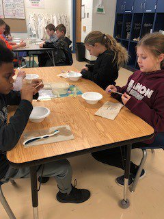 Lauren Tarr tweet media