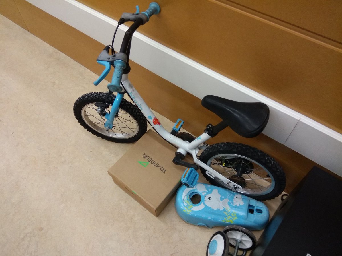 Padrino Tecnológico incia un nueva proyecto para la creación de una "bici interactiva" para la estimulación de nuestros niños, iremos describiendo la evolución del proyecto con detalles de los programas que se irán creando y las funcionalidades.