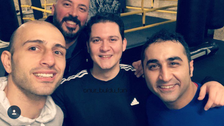 onurbulduask's tweet photo. ♥️😃 @bulduonur @Guldur_Guldur @KorhanHerduran #polatboks #onurbuldu #onurbuldufan #GüldürGüldürShow https://t.co/Y3AHKCEgwm