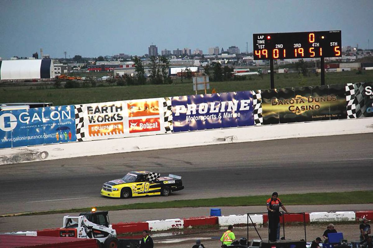 63Poncho's tweet photo. Supporting young racers, @MayedaMotors expands sponsorship of #shantelkalika and adds #nicolesheetka for the 2018 season. Be sure to follow their chase for the @wyantgrprace championship. #girlswhorace #girlswhowrench #womenwhorace #womenwhowrench #sillyboysracecarsareforgirls https://t.co/XdBGtmpc9q