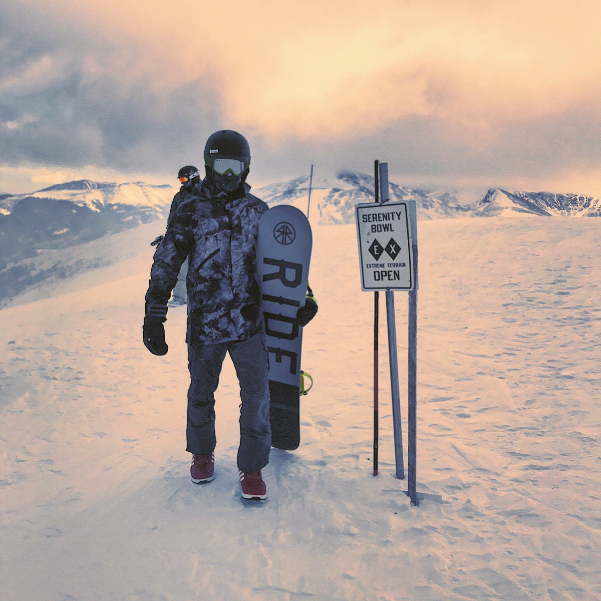 The hike was worth it . #brekenridge #ridesnowboards