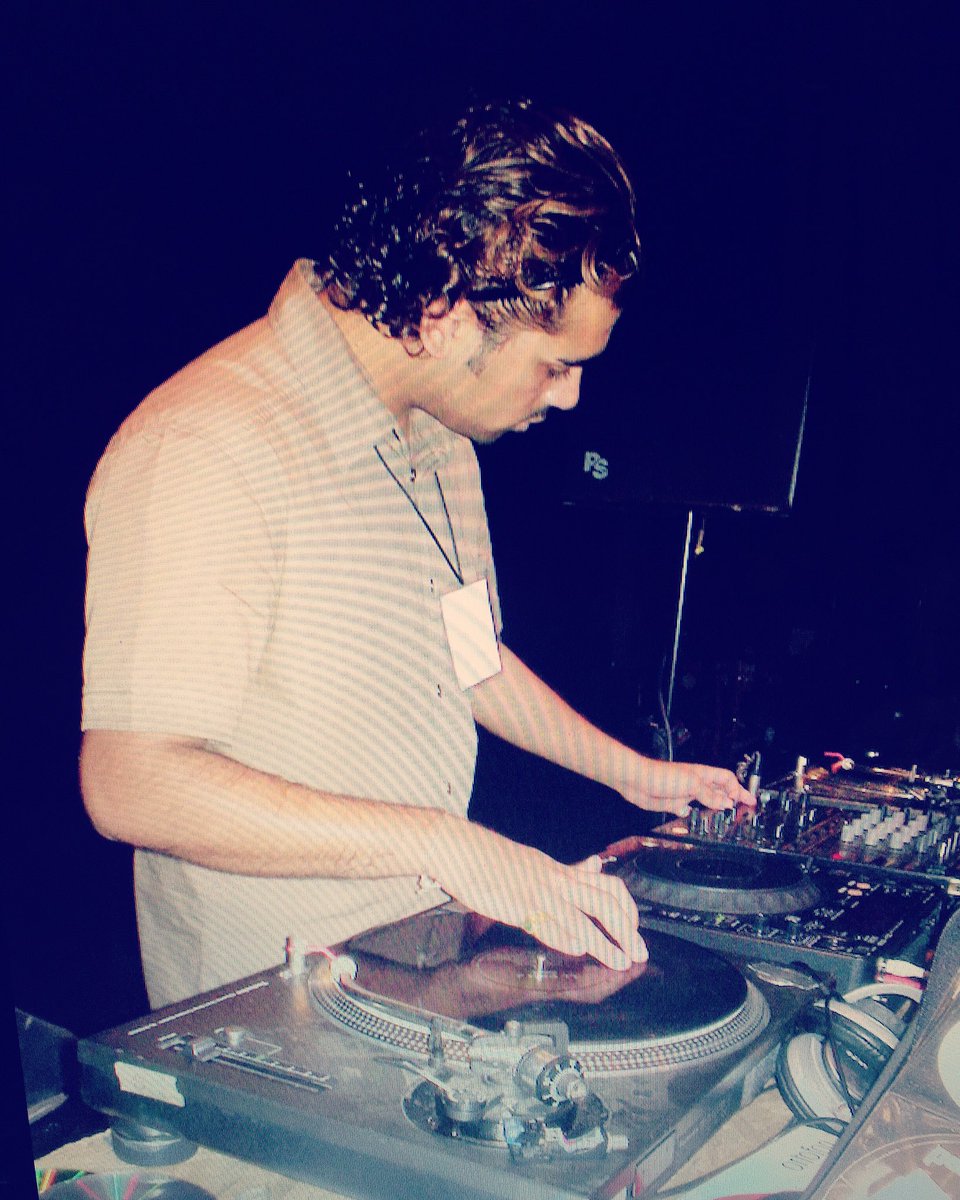 JagsKlimax's tweet photo. #TBT back in the day when you never knew my name and I never got paid..... Things are very different now 🙏 #hardwork #focus #positivevibes #positivity #dj #djlife #graft #music #technics #Pioneer #brownhighlights #love #passion #dream #believe #achieve https://t.co/vWcKGkUW9Y
