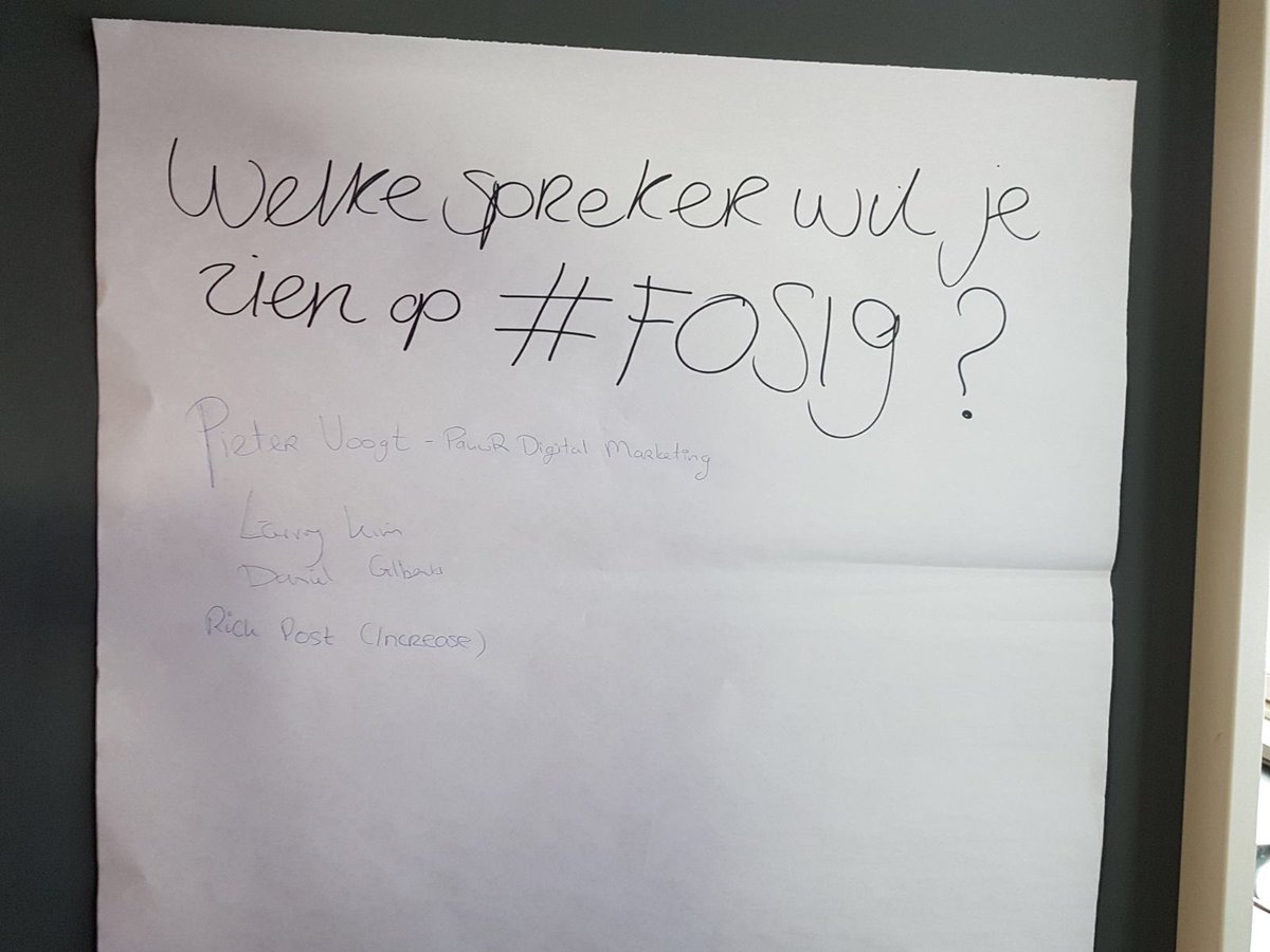 Topdag op <a href="/FriendsofSearch/">FriendsofSearch</a> vanavond afgesloten met een gezellige borrel 🍻. En het lijkt erop dat de eerste spreker voor volgend jaar ook al bekend is 😉.