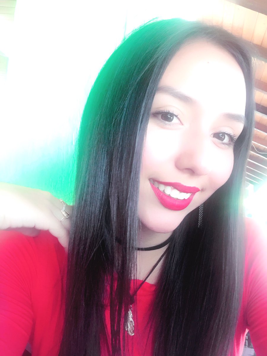 AngieBeltran97's tweet photo. Today is the perfect day to be happy😁 https://t.co/Nq40Mn0pOA
