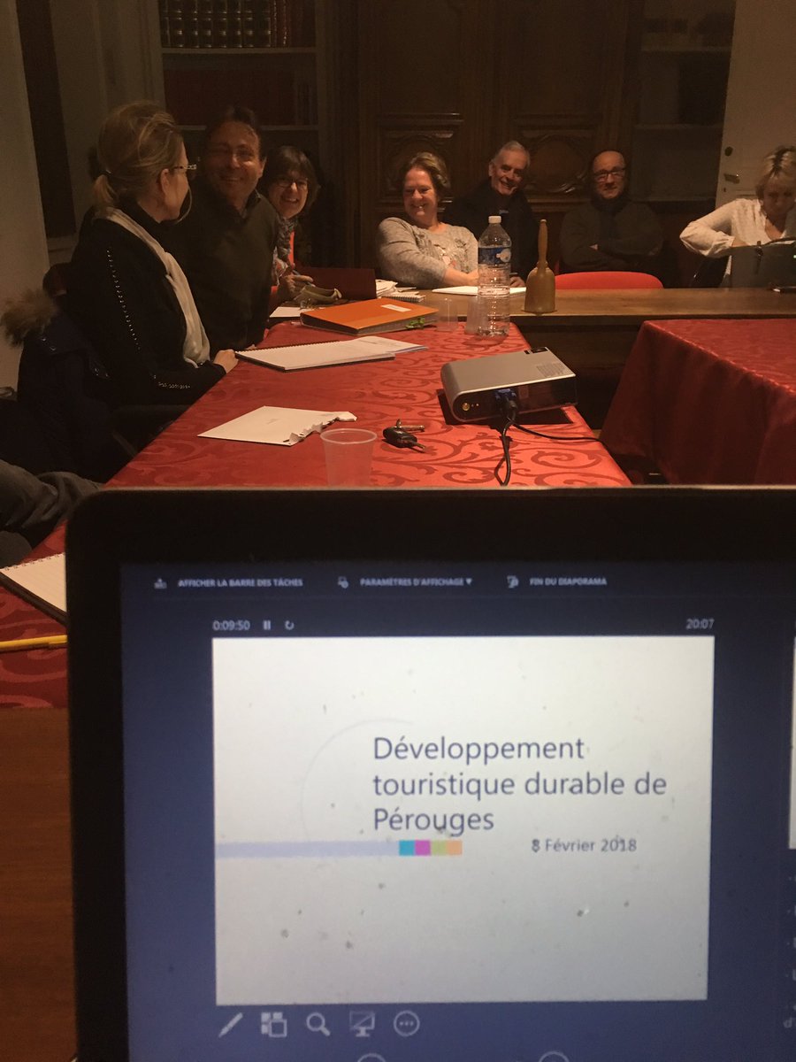 Cité de Perouges : concertation autour d'un projet de Développement Touristique Durable partagé par les collectivités du territoire après une année de concertation menée par <a href="/aintourisme01/">Aintourisme</a> 

<a href="/Departement_AIN/">Département de l'Ain</a>  @CCPA01 <a href="/Innov_tourisme/">Auvergne-Rhône-Alpes</a> <a href="/baude_veronique/">Baude Véronique</a> <a href="/damienabad/">Damien Abad</a>