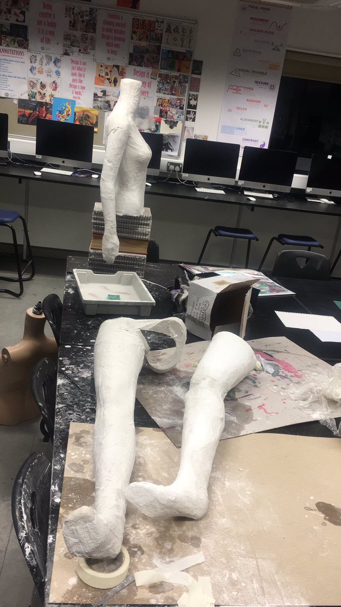 DAE_Studio_Art's tweet photo. Some strange #sculpture work going on by yr11 Jorgia for her #gcseartexam #gcseart - we're making a body for an autopsy style photoshoot! https://t.co/FRG1ZUtgKi