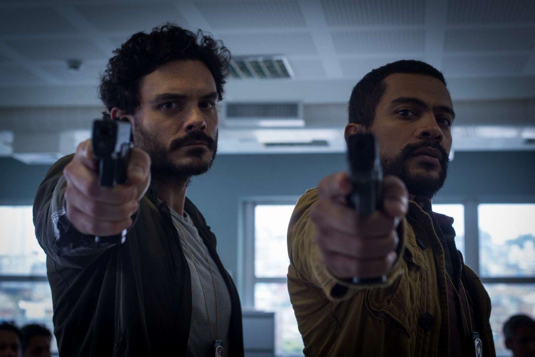 Começaram as filmagens de "O Doutrinador". Sucesso das HQs, a história ganhou p... instagram.com/p/Be8yF_TB7D_