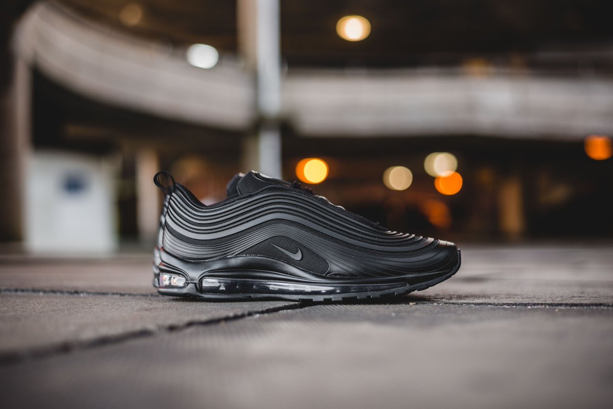 air max 97 premium triple black