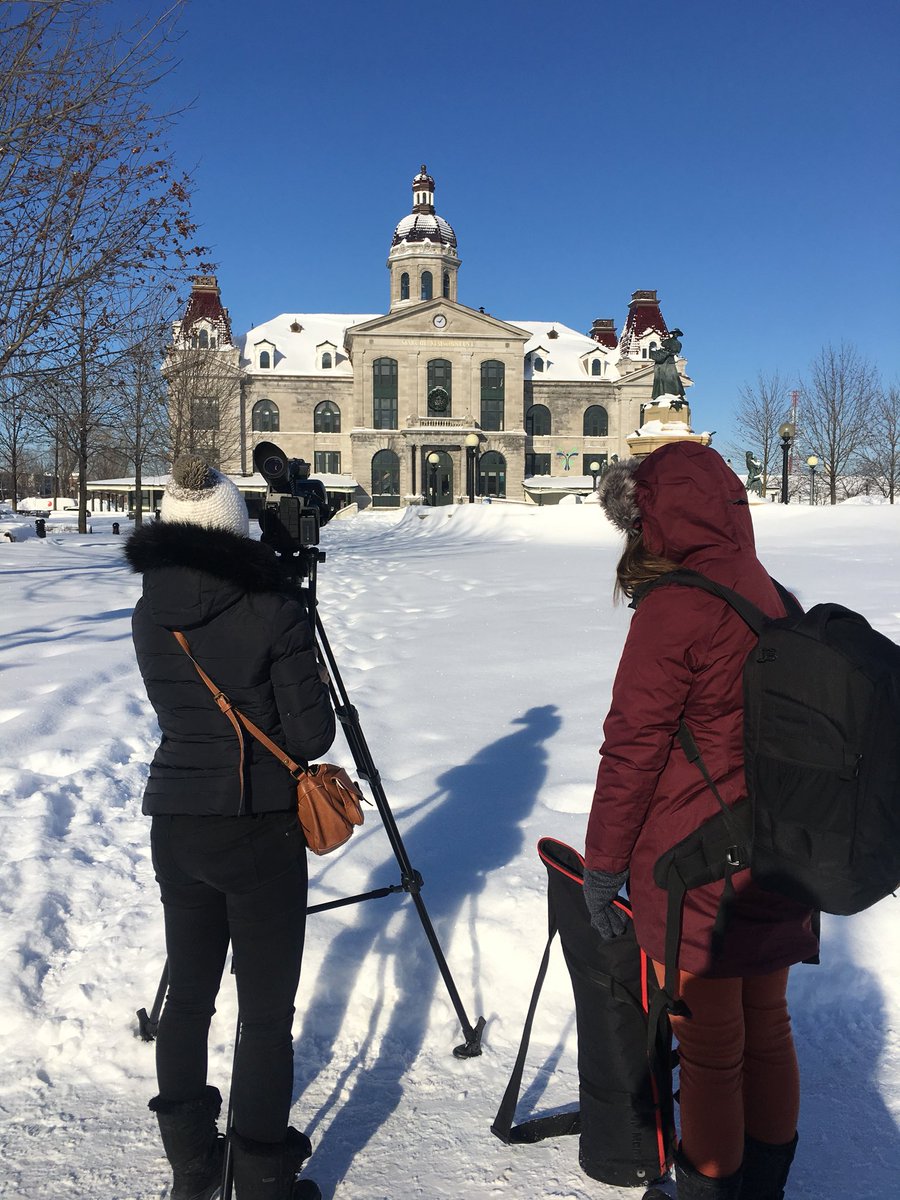 VictorBJAV's tweet photo. Tournage d’une nouvelle émission ! Merci à Réjean Charbonneau pour sa participation. #atelierd’histoire #Mercier-Hochellaga-Maisonneuve #MLT @TCFtv https://t.co/R2iDFIqbkD