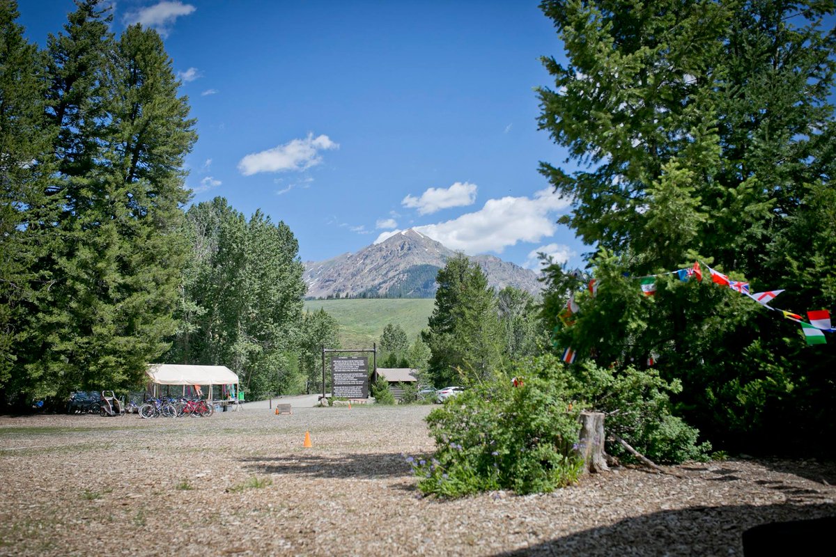 WANTED: Fun loving, compassionate, camp enthusiasts looking to take a trip to the Idaho Central Mountains and interested in creating emotionally empowering experiences for children diagnosed with cancer! #cancer #kids
mailchi.mp/7840fd68ecfe/h…