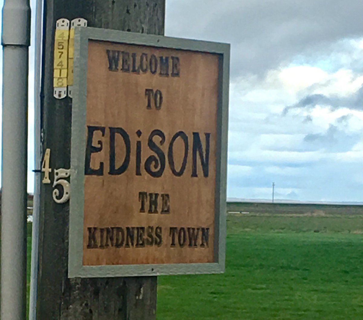 Edison School tweet media