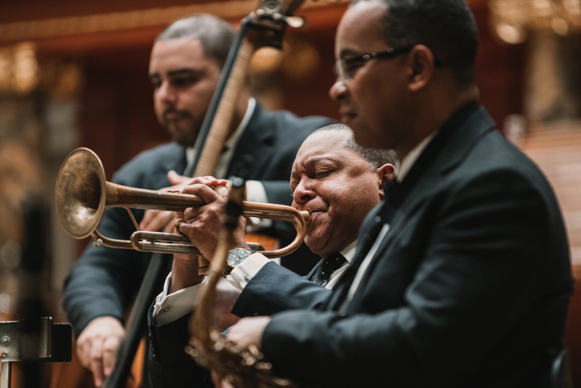 AmadeusACO's tweet photo. Fenomenal concert yesterday with @jazzdotorg &amp; @wyntonmarsalis &amp; @AnnaDuczmalMroz  https://t.co/UuolID48US https://t.co/zjaWo5Lli1