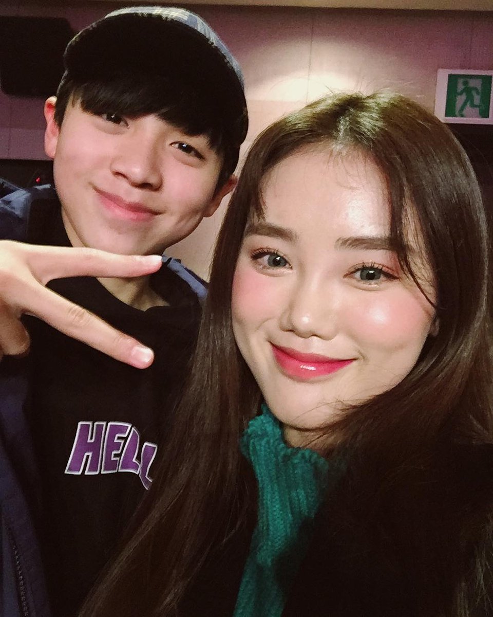 OGZPhils's tweet photo. [📷] 180208 — #WOOCHAN in model, Kim Haneul's Instagram update

© 3kimsky3__ ¦ via OGSchoolPBrazil
#JOWOOCHAN #조우찬 #OGZ https://t.co/Q3ushC8tzg