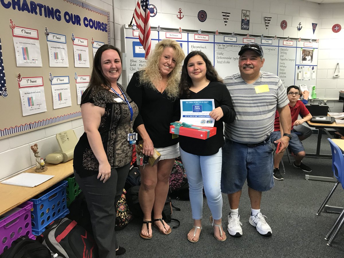 LeeCountyCTE's tweet photo. Britney from @AlvaRamblers is our Hour of Code Intermediate winner. Congratulations! #leehourofcode #HourofCode #LoveLeeSchools https://t.co/QYYUufsXQt