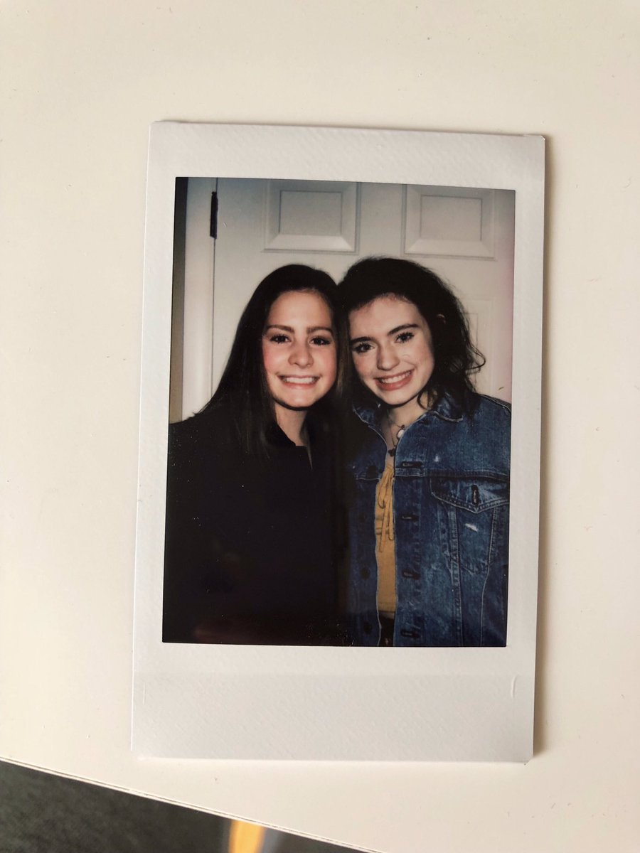ericcarlestan's tweet photo. Happy birthday dani! I love you so much and I'm so glad we're bffs. can't wait till we can visit each other next year at #COLLEGE !! Keep being ur funny self and eat a lot of hot tamales <3 luv u bb 💯❤️😭👏🏻 https://t.co/IWCVMljR4c