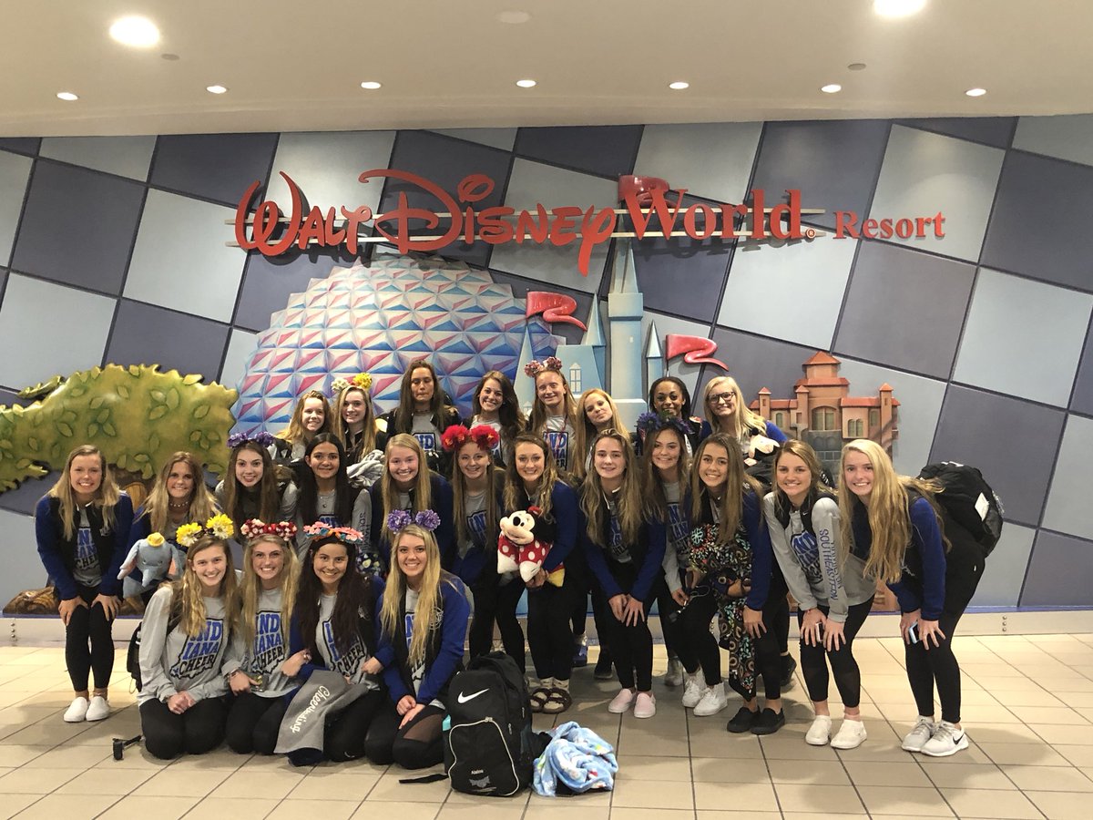 HSEcheer's tweet photo. The Royals have landed! 💙 https://t.co/BMVagCF6PK